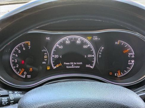 Used 2018 Jeep Grand Cherokee Overland AWD/4WD image 11