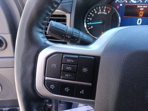 Used 2023 Ford Expedition Max XLT image 17