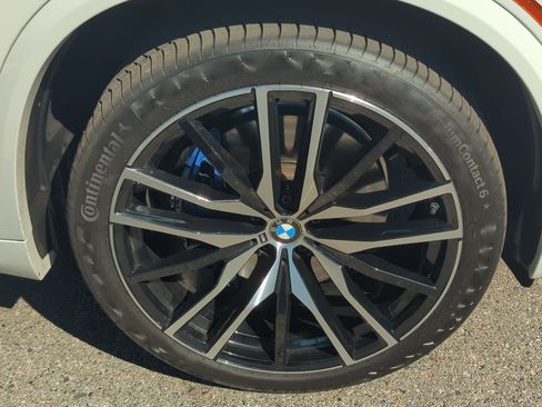 Certified 2024 BMW X5 xDrive40i w/ M Sport Package image 13