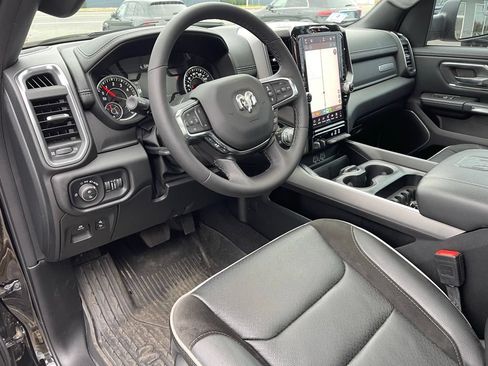 Used 2025 RAM 1500 Laramie w/ Laramie Southwest Edition AWD/4WD image 19