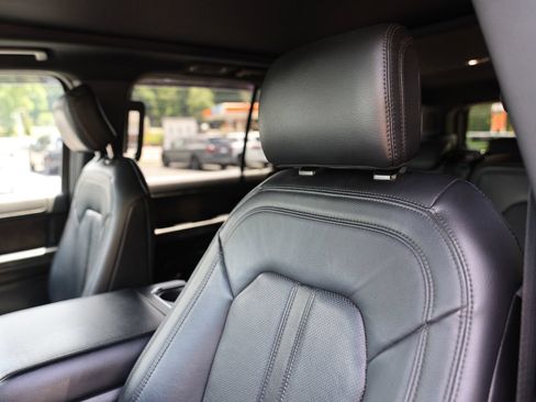 Used 2020 Ford Expedition Max Limited AWD/4WD image 21