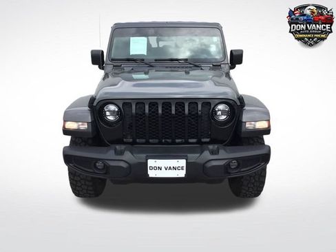 Used 2023 Jeep Gladiator Sport AWD/4WD image 8