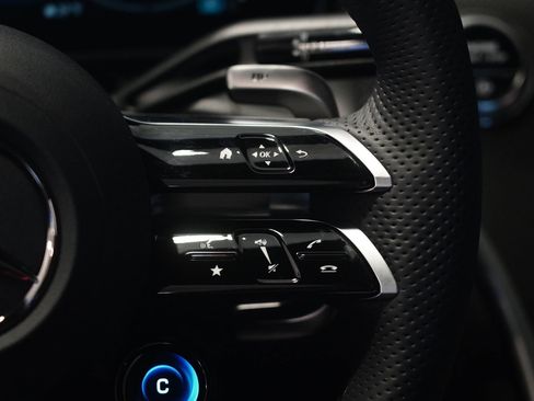 New 2026 Mercedes-Benz GLC 43 AMG 4MATIC image 21