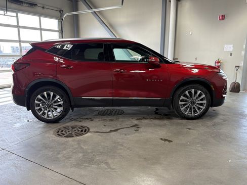 Used 2024 Chevrolet Blazer Premier image 9