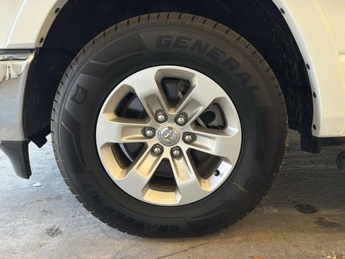 Used 2021 RAM 1500 Laramie image 11