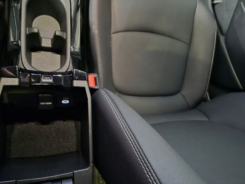 Certified 2025 Toyota Corolla Cross XLE FWD image 28