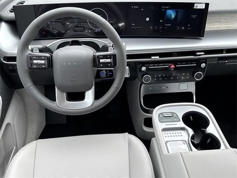 New 2026 Hyundai Ioniq 9 SEL image 17