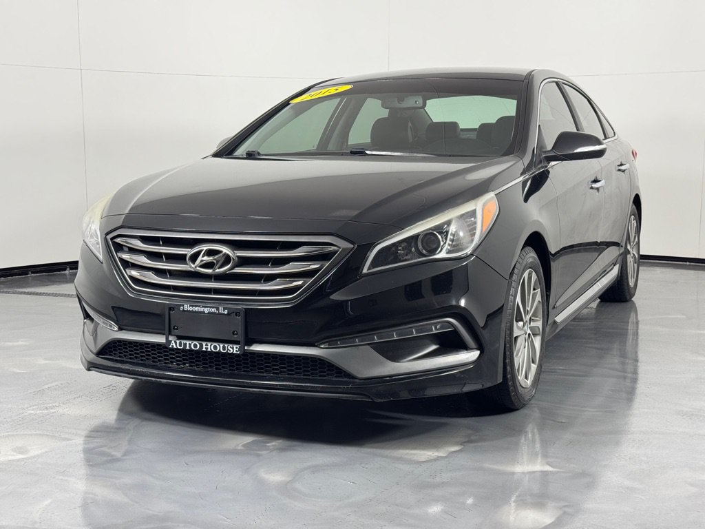 Used 2015 Hyundai Sonata Sport w/ Option Group 03 FWD image 10