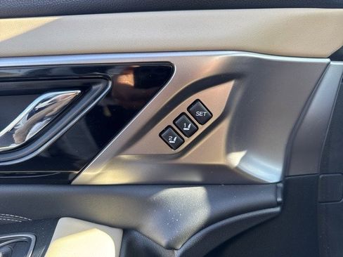 Used 2023 Subaru Outback Limited XT image 22