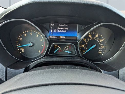 Used 2016 Ford Focus SE image 25