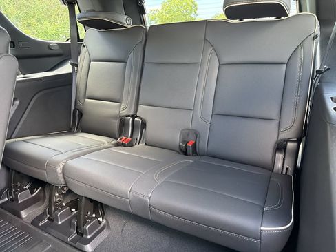 New 2026 GMC Yukon Elevation w/ LPO, Floor Liner Package RWD image 17
