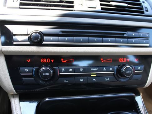 Used 2013 BMW 550i Sedan image 27