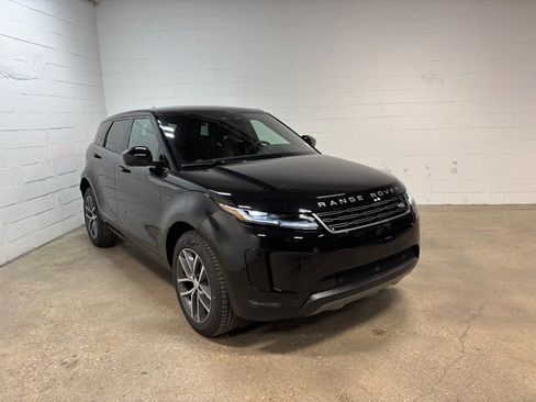 New 2026 Land Rover Range Rover Evoque S image 4