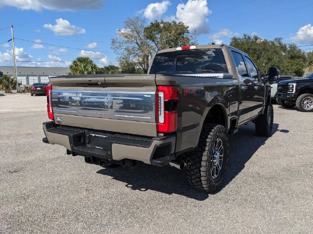 New 2027 Ford F250 Platinum w/ Platinum Plus Package AWD/4WD image 4