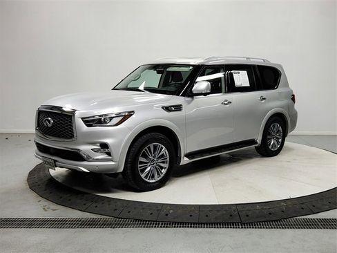 Used 2021 INFINITI QX80 Luxe image 3