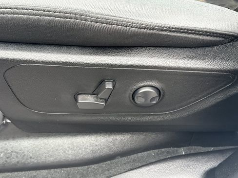 Used 2022 RAM 1500 Big Horn image 16