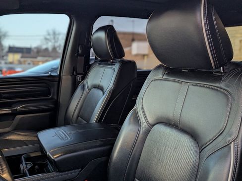 Used 2022 RAM 1500 Limited w/ Body-Colour Bumper Group image 24