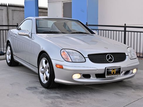 Used 2002 Mercedes-Benz SLK 320 image 14