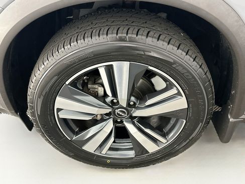 Used 2023 Nissan Rogue SL w/ SL Premium Package AWD/4WD image 11