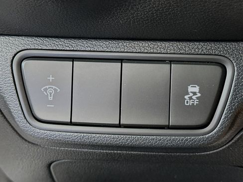 Used 2024 Kia Forte LXS image 16