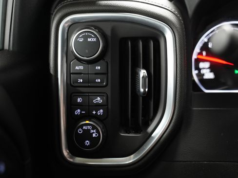 Used 2022 Chevrolet Silverado 1500 RST image 27