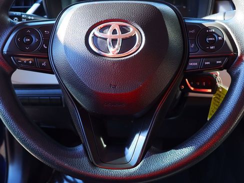 Used 2022 Toyota Corolla LE image 55