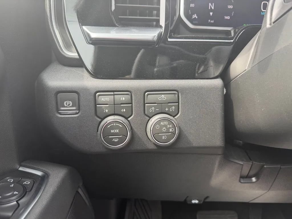 New 2026 Chevrolet Silverado 1500 RST w/ Z71 Off-Road Package AWD/4WD image 15