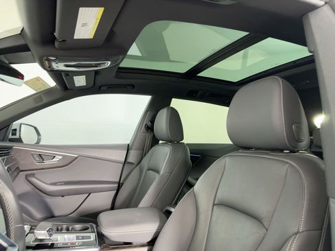 Used 2021 Audi Q8 Premium Plus w/ Premium Plus Package image 13