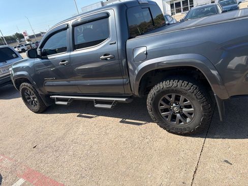 Used 2023 Toyota Tacoma SR5 RWD image 6