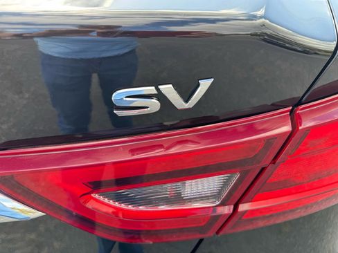 Used 2018 Nissan Maxima 3.5 SV image 21