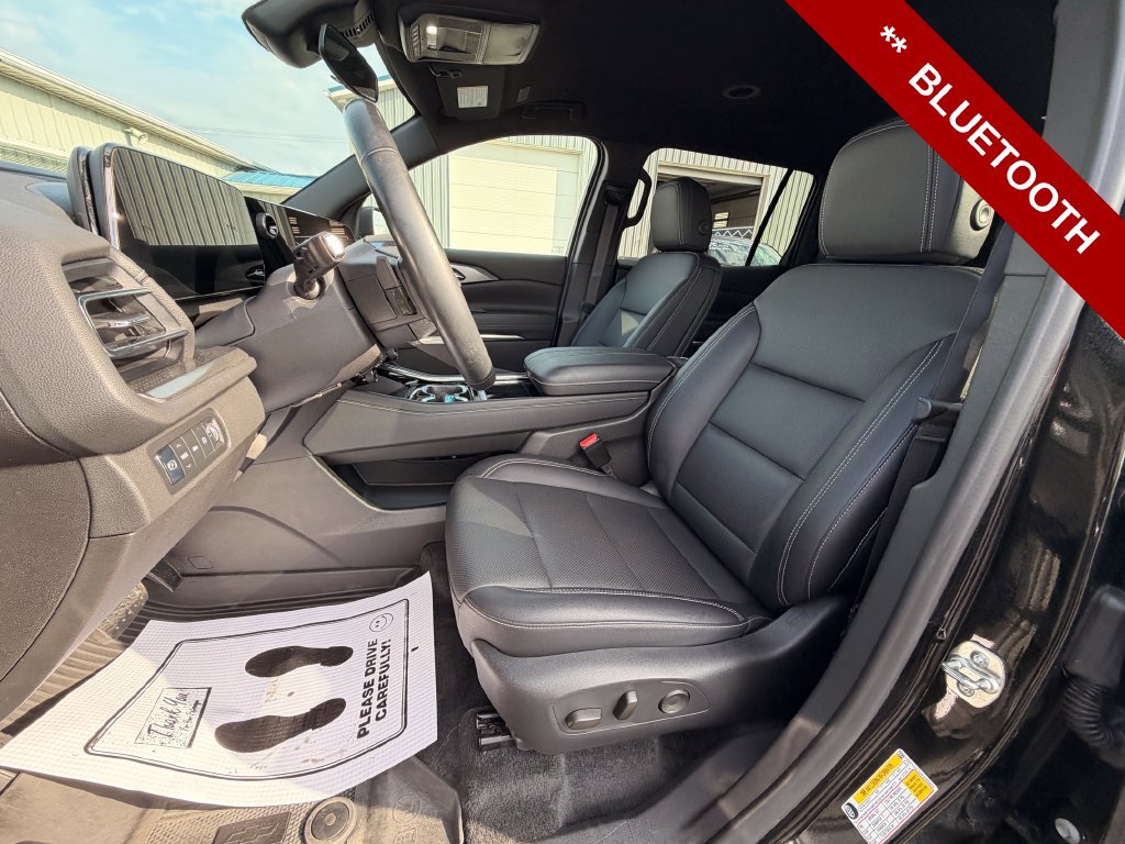 Used 2024 Chevrolet Traverse LT w/ LPO, Floor Liner Package AWD/4WD image 11