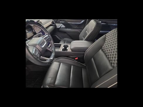 Used 2025 GMC Acadia Denali w/ Super Cruise Package AWD/4WD image 11