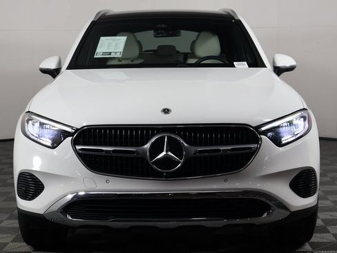 Certified 2026 Mercedes-Benz GLC 300 image 2