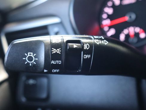 Used 2018 Kia Optima S FWD image 31