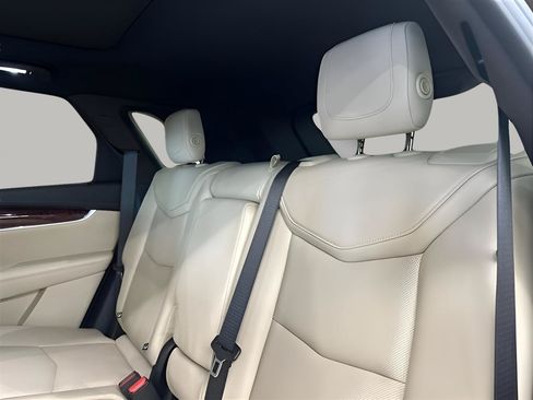 Used 2018 Cadillac XT5 Premium Luxury AWD/4WD image 21