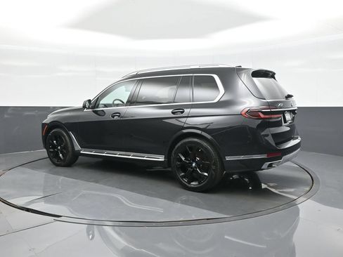 Used 2023 BMW X7 xDrive40i w/ Premium Package AWD/4WD image 5