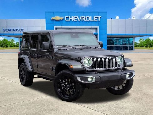 Used 2025 Jeep Wrangler Unlimited Sahara w/ Safety Group AWD/4WD image 1