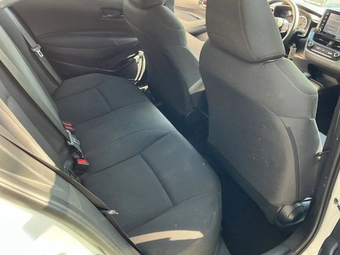 Used 2022 Toyota Corolla LE FWD image 19