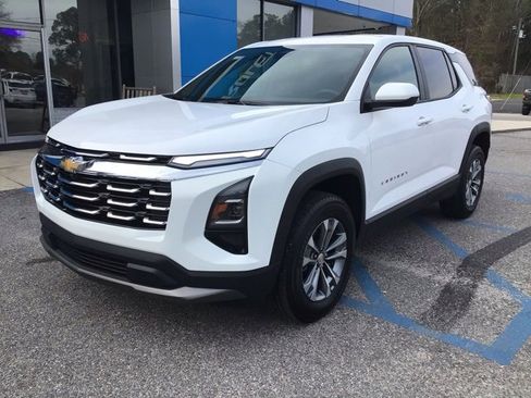 Used 2026 Chevrolet Equinox LT w/ LPO, Floor Liner Package image 2