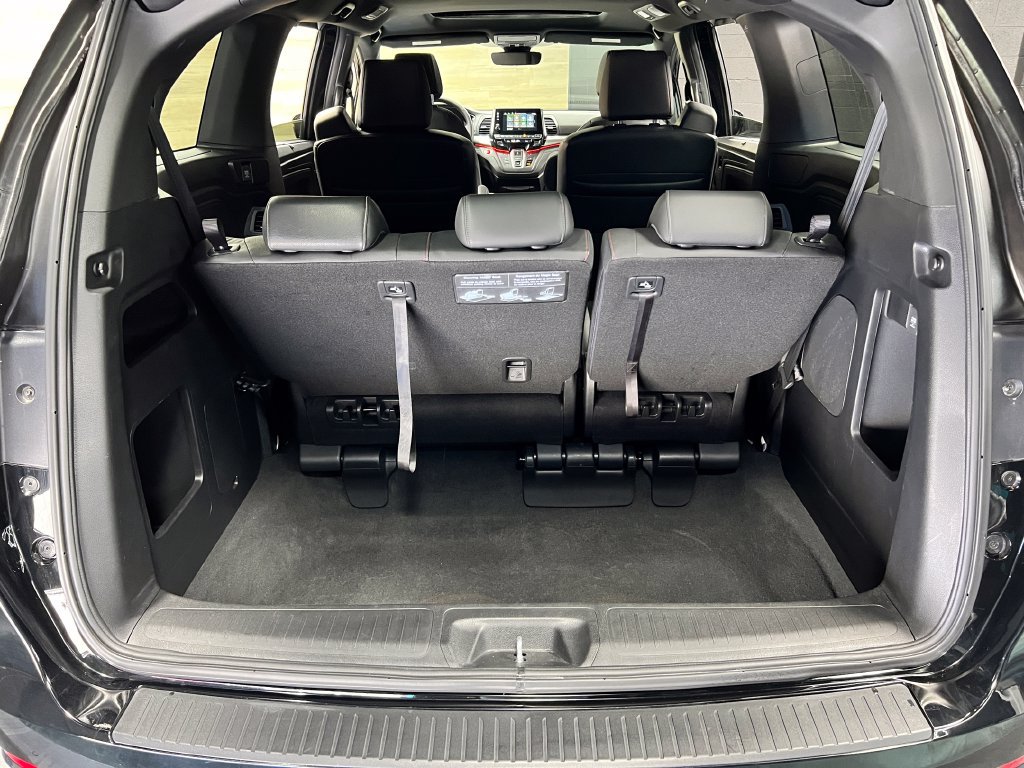 Used 2024 Honda Odyssey Sport image 18