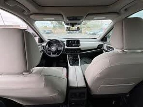 Used 2023 Nissan Rogue SL w/ SL Premium Package FWD image 21