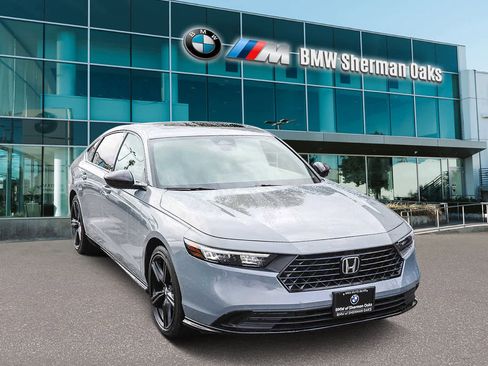 Used 2024 Honda Accord Sport image 3