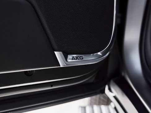 Used 2026 Cadillac Escalade V image 43