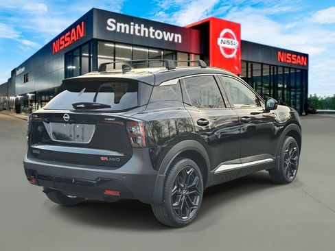 Certified 2025 Nissan Kicks SR w/ Illumination Package image 7