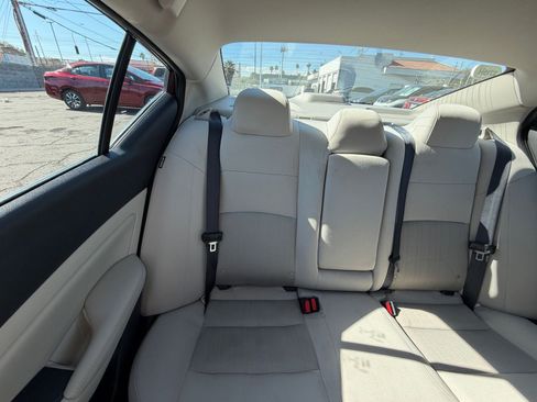 Used 2025 Nissan Altima 2.5 SV image 38