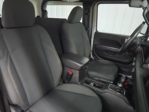 Used 2024 Jeep Wrangler Sport AWD/4WD image 15