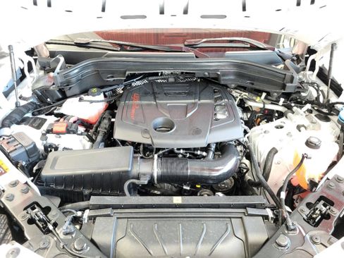 New 2025 Alfa Romeo Stelvio Sprint image 55