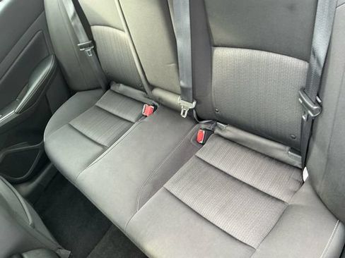 Used 2024 Nissan Altima 2.5 SV FWD image 14