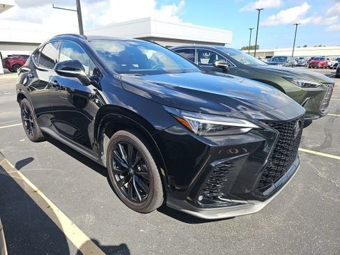 Used 2025 Lexus NX 350 F Sport AWD/4WD image 2