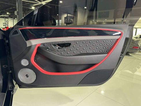 Used 2022 Bentley Continental GT Mulliner image 35